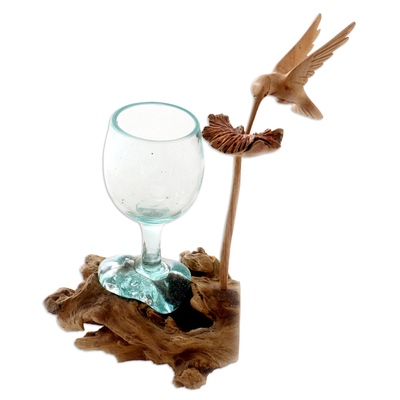 Skulptur aus Holz und Glas - Kolibri-Skulptur aus mundgeblasenem Glas und Jempinis-Holz