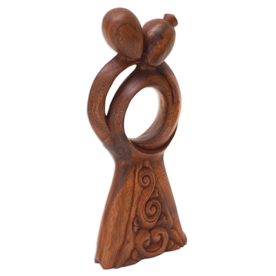 estatuilla de madera - Estatuilla de madera de suar romántica hecha a mano