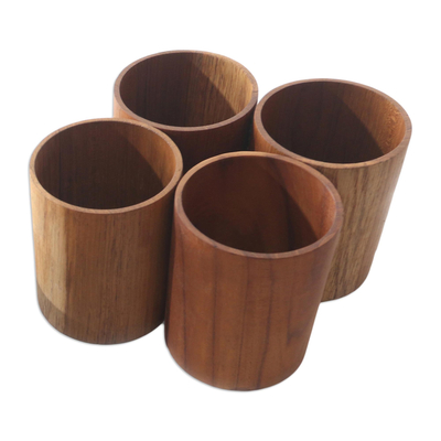 Vasos de madera de teca, (juego de 4) - Vasos de madera de teca hechos a mano en Bali (juego de 4)