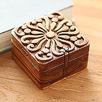 Decorative wood puzzle box, 'Gifted'