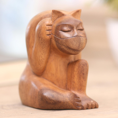 Wood statuette, Healthy Cat