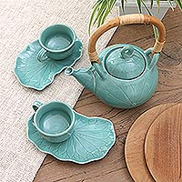 Juego de té de cerámica para dos, 'Warm Tea in Teal' (5 piezas) - Juego de té hecho a mano de cerámica y bambú para dos (5 piezas)