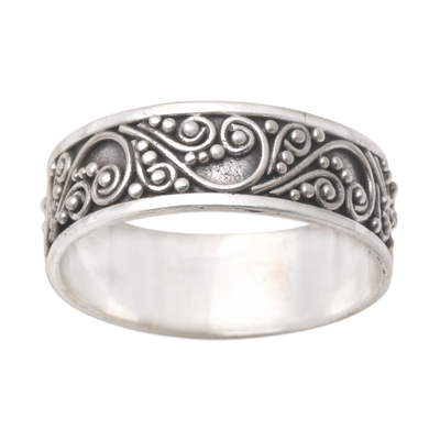 Sterling silver band ring, 'Little Wonder' - Hand Crafted Sterling Silver Band Ring