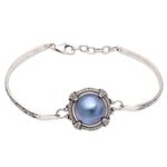 Cultured freshwater pearl pendant bracelet, 'Glowing Crown' - Cultured Freshwater Pearl Pendant Bracelet