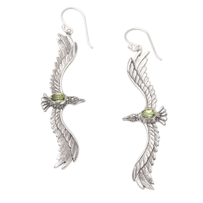 Pendientes colgantes de peridoto - Aretes colgantes con motivo de águila y peridoto de Bali