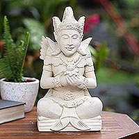 Escultura de arenisca, 'La bendición de Arjuna' - Escultura de arenisca hecha a mano
