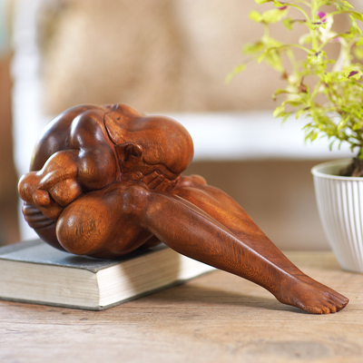 Escultura de madera - Escultura artesanal de figura de madera de suar