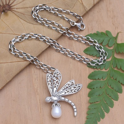 Cultured pearl pendant necklace, 'Dragonfly's Lantern' - Cultured Pearl Dragonfly Pendant Necklace