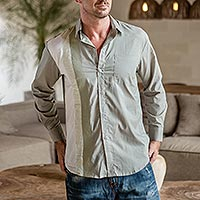 Camisa de algodón bordada para hombre, 'Untroubled Waters' - Camisa de algodón verde bordada para hombre