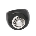 Cultured pearl signet ring, 'French Kiss' - Black Resin and Cultured Pearl Signet Ring