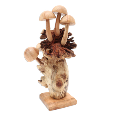 Wood statuette, 'Mushroom Growth' - Hand Carved Jempinis Wood Mushroom Statuette