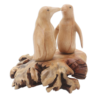 estatuilla de madera - Estatuilla de pingüino de madera de jempinis hecha a mano