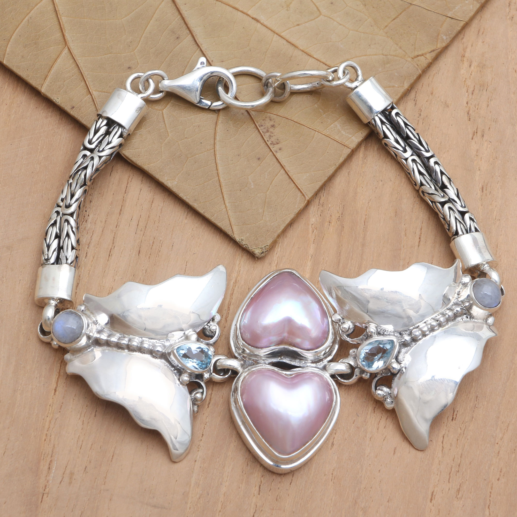 Pink Cultured Pearl Pendant Bracelet with Heart Motif - Winged