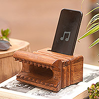 Altavoz de teléfono de madera, 'Echo Within' - Altavoces de teléfono de madera tallada a mano de Bali