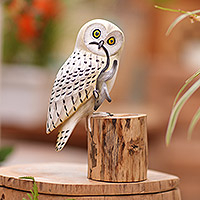 Featured review for Wood statuette, Snow Owl