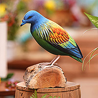Wood statuette, 'Blue Pigeon' - Hand Made Suar Wood Pigeon Statuette