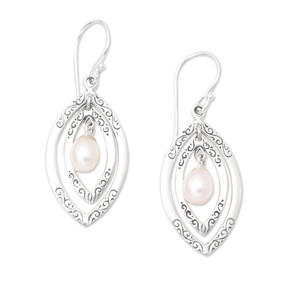 Aretes colgantes de perlas cultivadas - Pendientes colgantes de plata de ley y perlas cultivadas balinesas