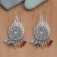 Pendientes colgantes de múltiples gemas, 'Chakra Drops' - Pendientes colgantes de múltiples piedras preciosas con motivo de chakra