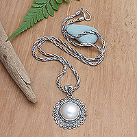 Cultured pearl pendant necklace, 'Sun of Valor' - Hand Crafted Cultured Mabe Pearl Pendant Necklace