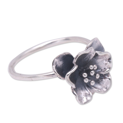 Sterling silver cocktail ring, 'Floral Blossom' - Flower-shaped Sterling Silver Cocktail Ring from Indonesia