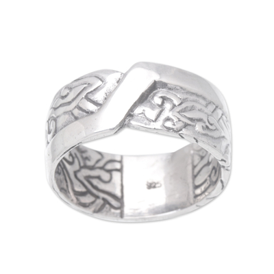 Men's sterling silver band ring, 'The Ocean in Kelingking' - Men's Sterling Silver Band Ring with Wave Motif from Bali