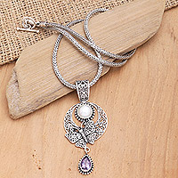 Halskette mit Anhänger aus Amethyst und Zuchtperle, „Purple Butterfly Teardrop“ – Halskette mit Anhänger aus Sterlingsilber mit Amethyst und Perle