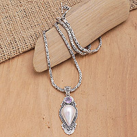 Collar colgante de amatista y perlas cultivadas, 'Pearly Purple Queen' - Collar colgante de plata de ley con amatista y perlas cultivadas