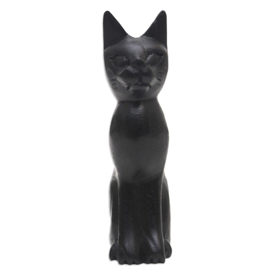 Escultura de madera, 'Cunning Black Cat' - Escultura de gato negro tallada a mano en madera de Jempinis en Bali