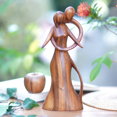 Escultura de madera - Escultura de madera de suar tallada a mano con pareja de enamorados