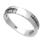 Sterling silver band ring, 'Gap of Life' - Sterling Silver Unisex Band Ring Handcrafted in Bali