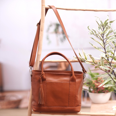 Leather shoulder bag, 'Wise Lady' - Handcrafted Brown Leather Shoulder Bag with Handles