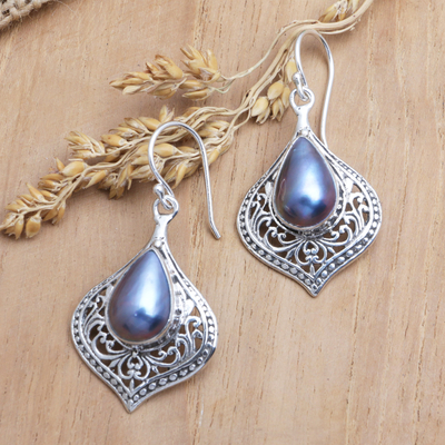 Aretes colgantes de perlas cultivadas - Aretes colgantes de plata esterlina con perlas cultivadas azules