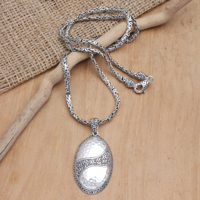 Buy Tiny Oval Locket Necklace Pendant Silver Mens Simple Locket Online in  India 