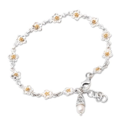 Pulsera de eslabones de perlas cultivadas con detalles en oro, 'Golden Innocence' - Pulsera de eslabones de plata de ley con detalles en oro de 18 k y perla