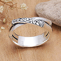 Sterling silver band ring, 'Crossing Bamboo' - Sterling Silver Band Ring with Traditional Balinese Motifs