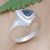 anillo de topacio azul con una sola piedra - Anillo Triángulo de Plata de Ley con Piedra Topacio Azul