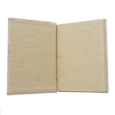 Tagebuch aus Naturfasern - Handgefertigtes, umweltfreundliches Tagebuch mit Blattmotiv aus Naturfasern