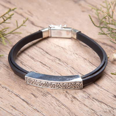 Men's sterling silver pendant bracelet, 'Triquetra' - 925 Silver Men's Pendant Bracelet with Celtic Knot Motif
