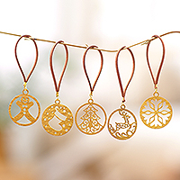 Handgefertigte Ornamente, „Snowy Magic“ (5er-Set) - Handgefertigte goldfarbene Weihnachtsornamente (5er-Set)
