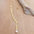 Collar en Y de perlas cultivadas bañadas en oro - Collar en Y floral chapado en oro de 18k con perla cultivada blanca