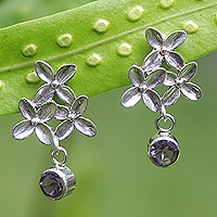 Pendientes colgantes de amatista, 'Noble Bloom' - Pendientes colgantes florales de amatista elaborados en plata de ley