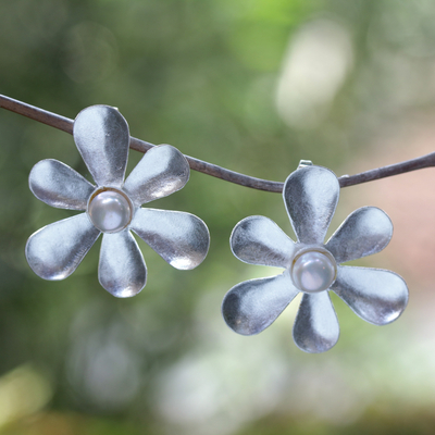 Ohrhänger aus Zuchtperlen - Blumen-Tropfenohrringe aus Sterlingsilber und Zuchtperlen