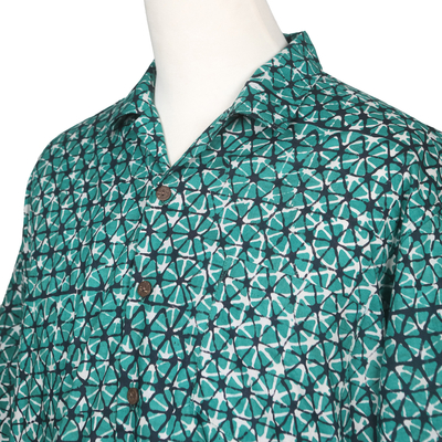Men's batik cotton shirt, 'Viridian Gallant' - Geometric Batik Cotton Shirt in Green and Black Hues