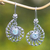 Aretes colgantes de topacio azul - Aretes colgantes florales de plata esterlina con piedras de topacio azul