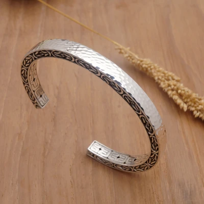 Brazalete de plata esterlina - Brazalete de plata de ley con diseño geométrico pulido de Bali