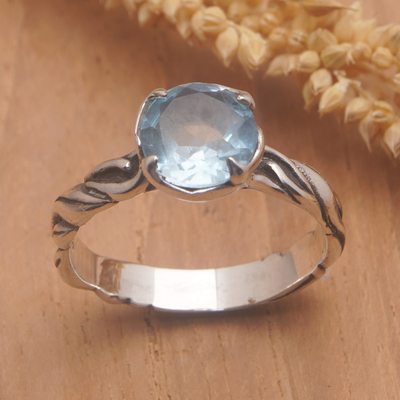 Blauer Topas-Einzelsteinring - Ring aus Sterlingsilber mit Ozeanmotiv und facettiertem Blautopas