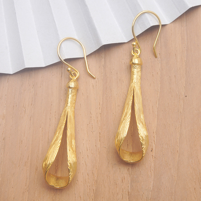 Vergoldete Ohrhänger - Moderne Ohrhänger aus 18 Karat vergoldetem Messing, hergestellt auf Bali