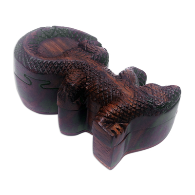 caja de rompecabezas de madera - Caja de rompecabezas de madera de suar tallada a mano con tema de cocodrilo de Bali