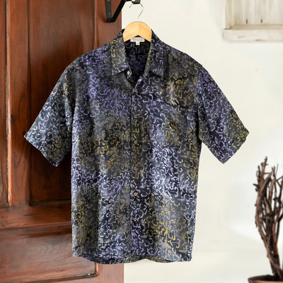 Herrenhemd aus Batik-Rayon - Handgefertigtes Rayon-Hemd für Herren mit lila Batikmuster