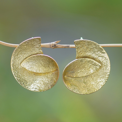 Brass drop earrings, 'Sinuous Shine' - Textured Brass Drop Earrings Crafted in Bali